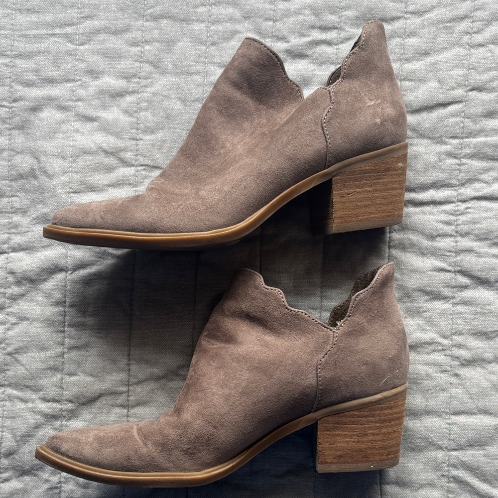 Betsey Johnson Taupe Pointed Toe Suede Booties